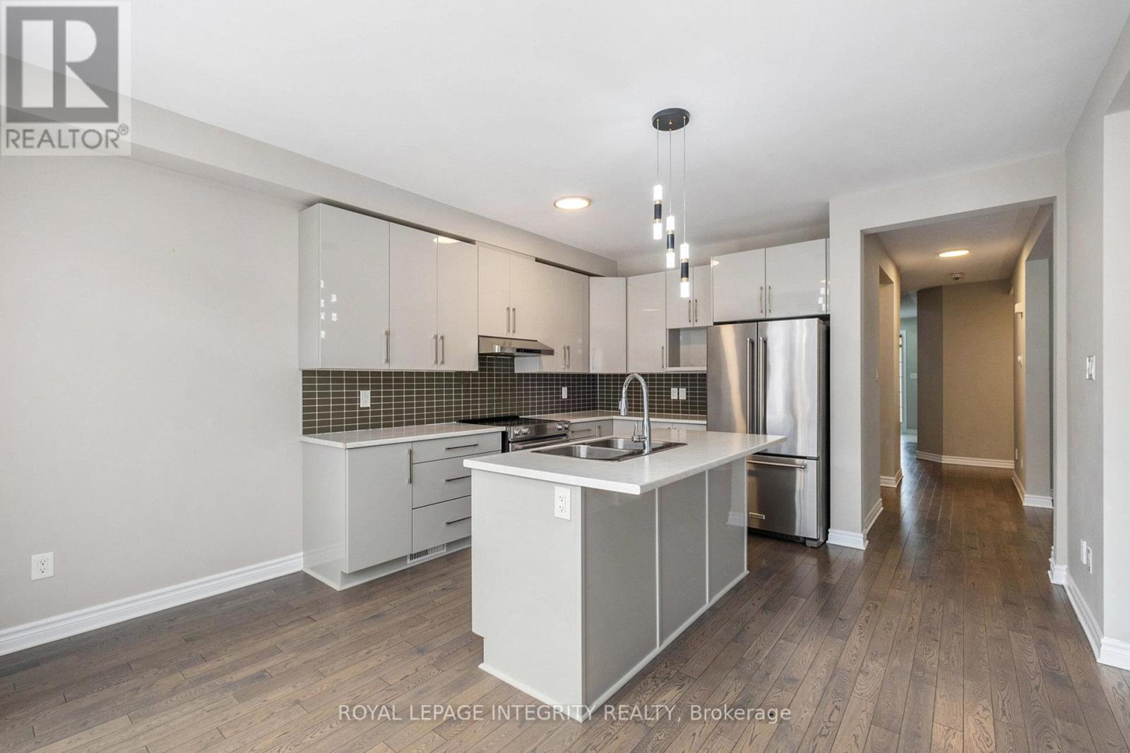 25 Clonfadda Terrace, Ottawa, Ontario  K2J 6E7 - Photo 11 - X12416687