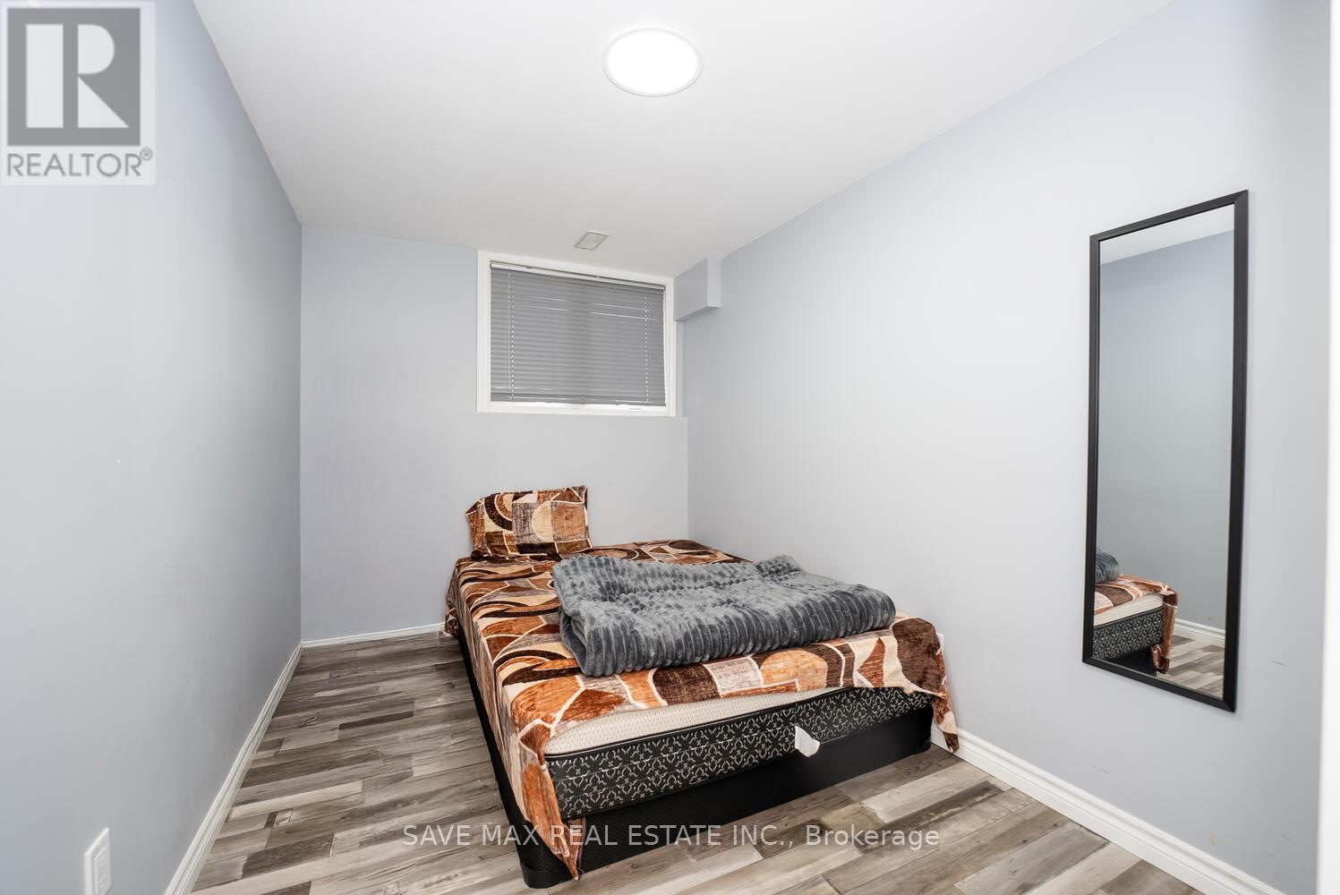 9 Shedrow Place, Kitchener, Ontario  N2R 0R8 - Photo 23 - X12416304