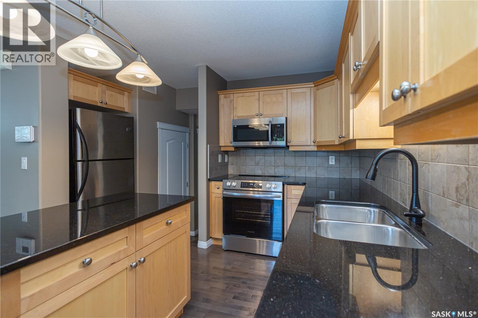 6 110 Dulmage Crescent, Saskatoon, Saskatchewan  S7T 0C7 - Photo 9 - SK017405