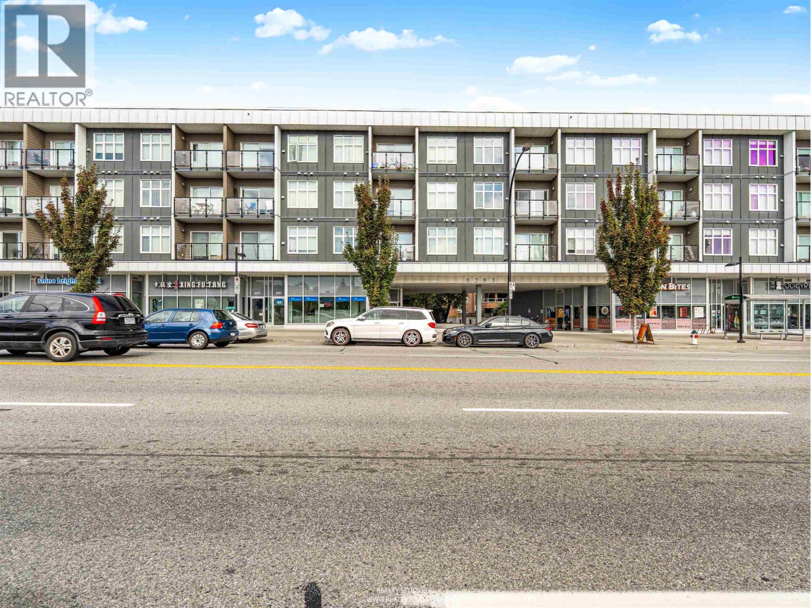 226 6283 KINGSWAY AVENUE, Burnaby, British Columbia