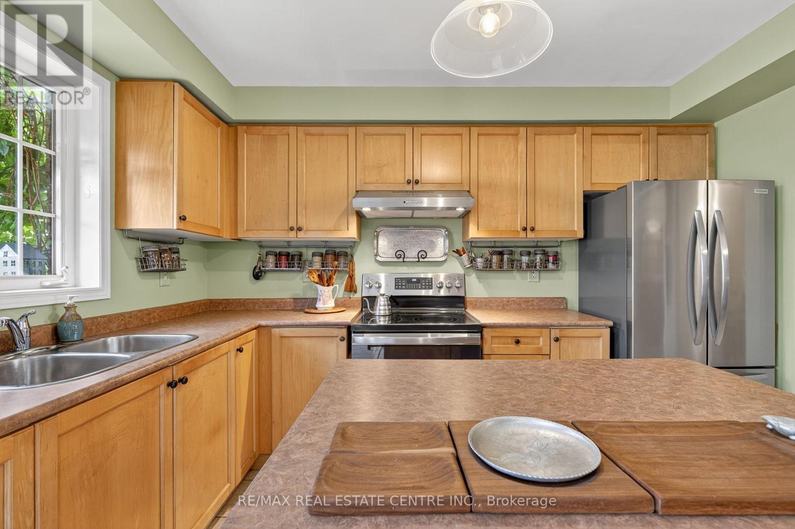 64 Big Moe Crescent, Brampton, Ontario  L6P 1J8 - Photo 16 - W12416693