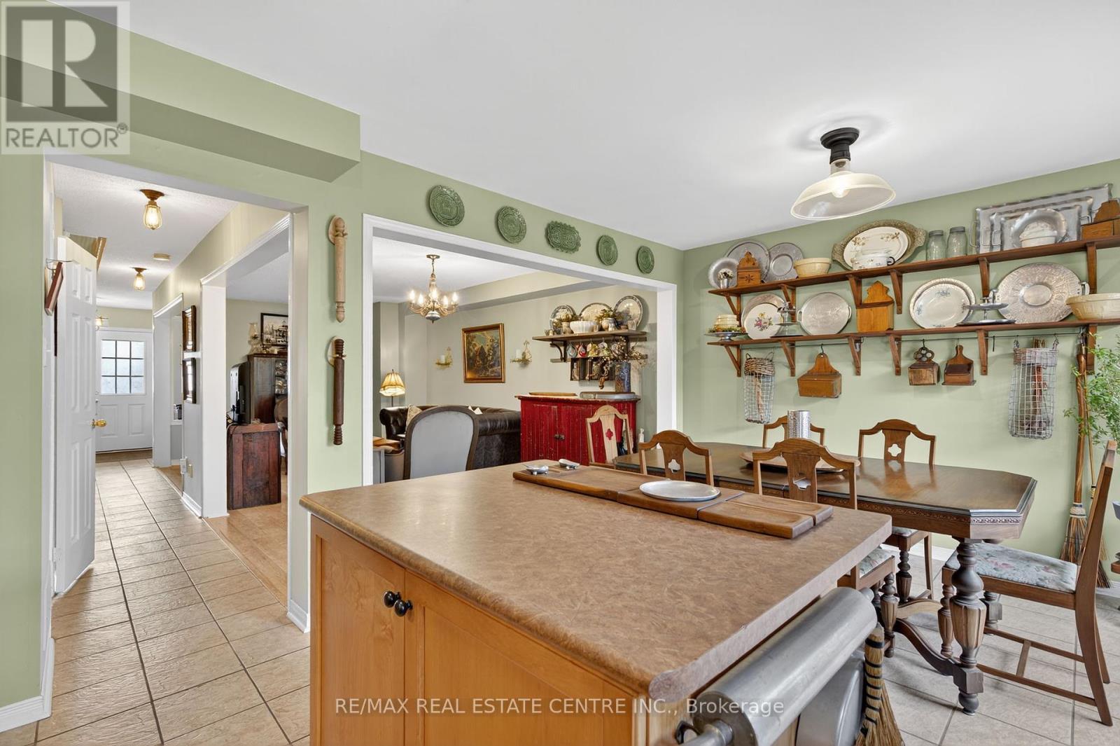 64 Big Moe Crescent, Brampton, Ontario  L6P 1J8 - Photo 19 - W12416693