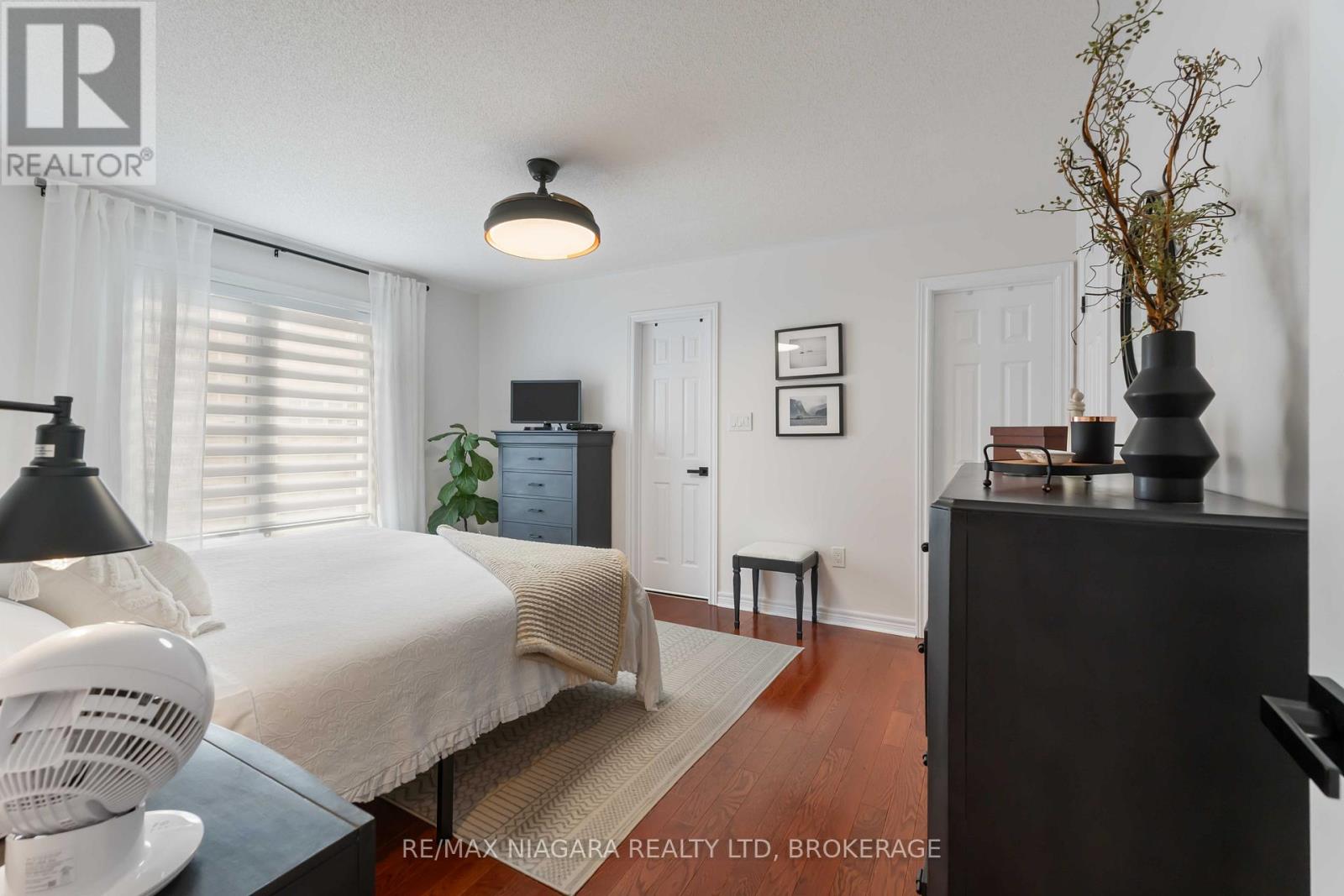 55 Wright Crescent, Niagara-On-The-Lake, Ontario  L0S 1J0 - Photo 17 - X12416719
