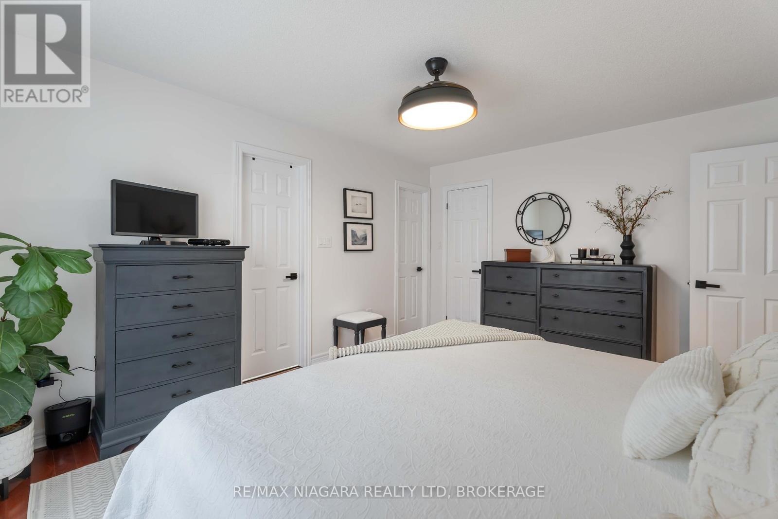 55 Wright Crescent, Niagara-On-The-Lake, Ontario  L0S 1J0 - Photo 18 - X12416719