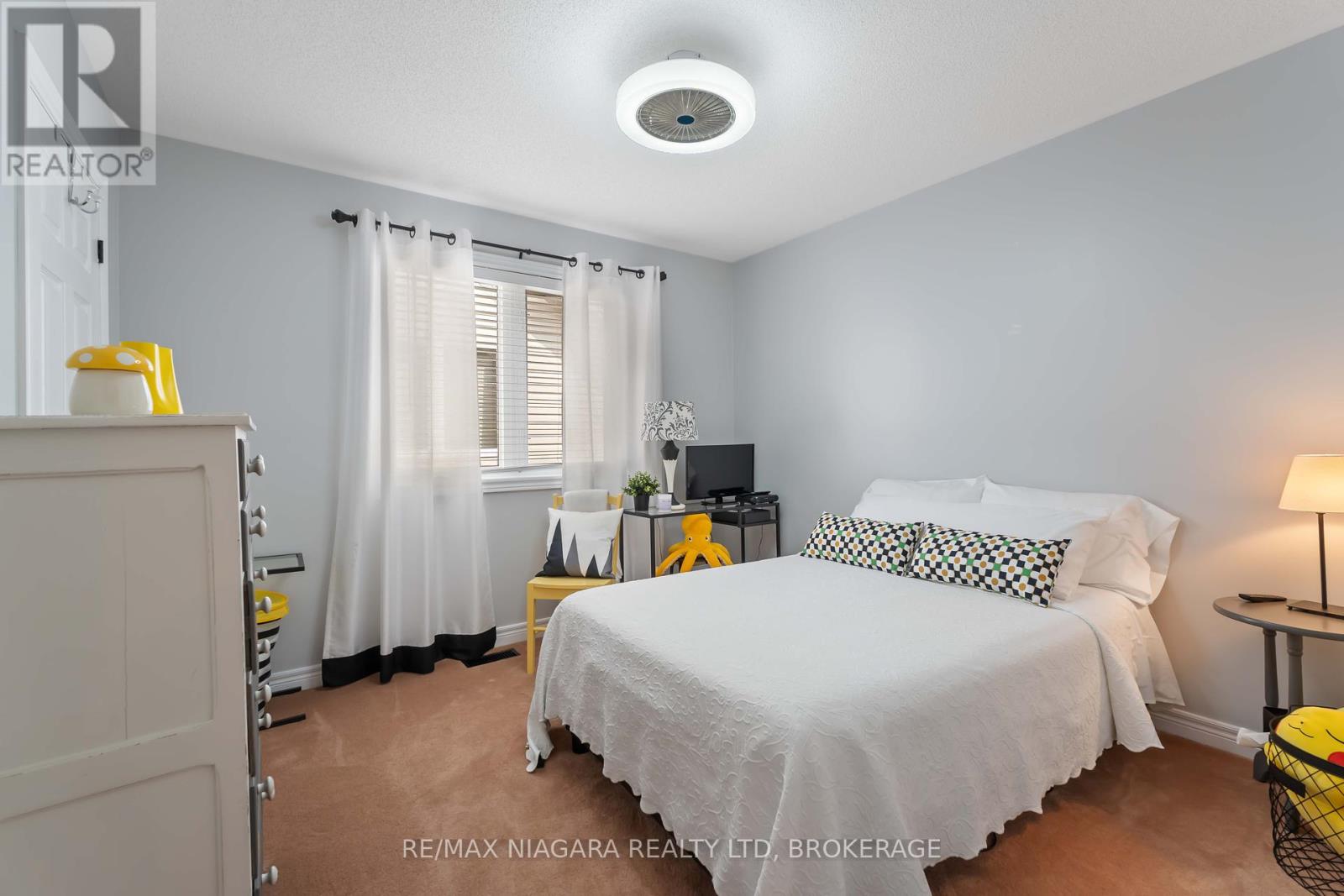 55 Wright Crescent, Niagara-On-The-Lake, Ontario  L0S 1J0 - Photo 23 - X12416719