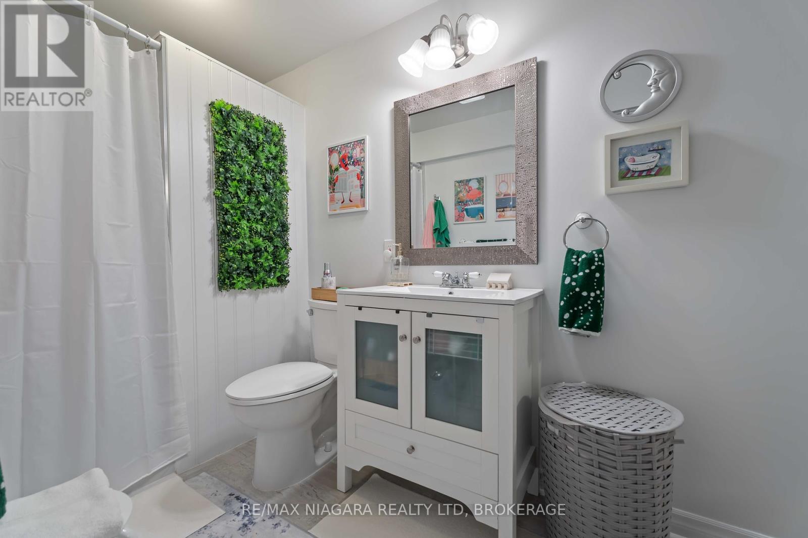 55 Wright Crescent, Niagara-On-The-Lake, Ontario  L0S 1J0 - Photo 30 - X12416719