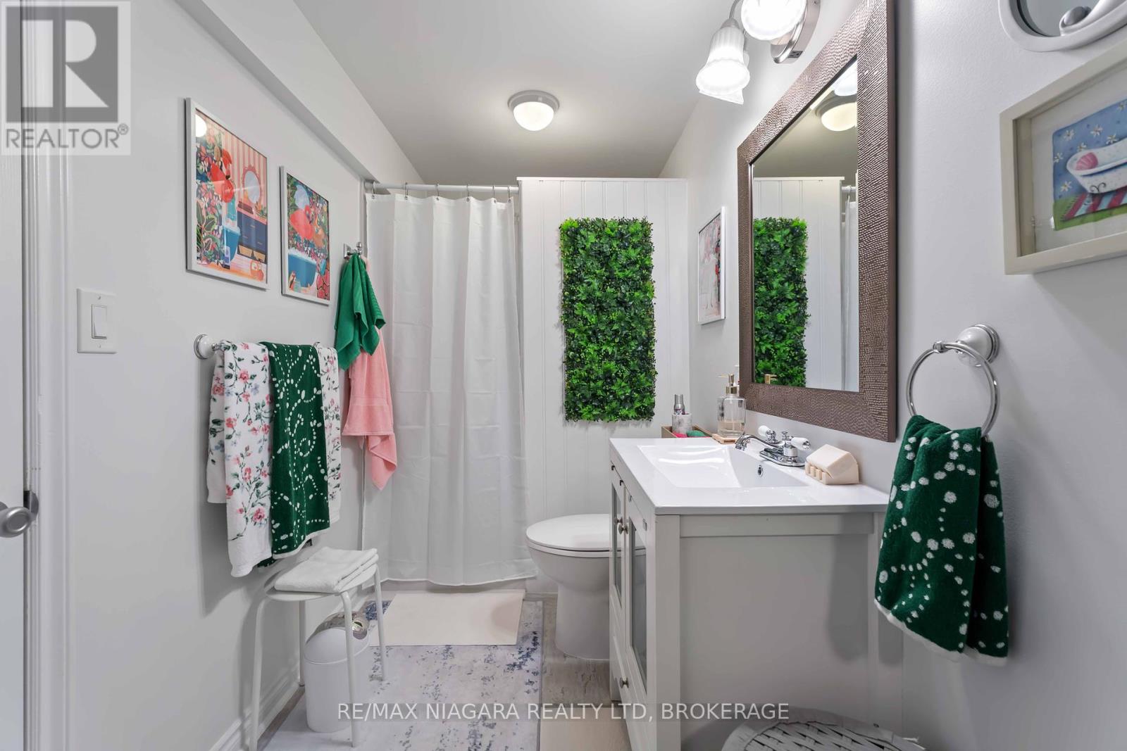 55 Wright Crescent, Niagara-On-The-Lake, Ontario  L0S 1J0 - Photo 31 - X12416719