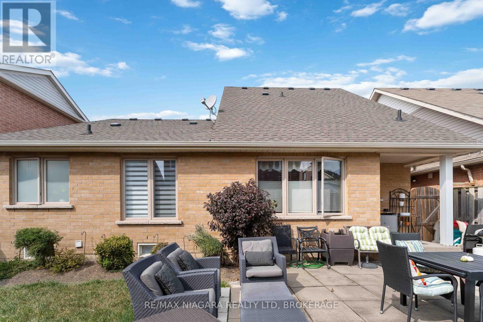 55 Wright Crescent, Niagara-On-The-Lake, Ontario  L0S 1J0 - Photo 35 - X12416719