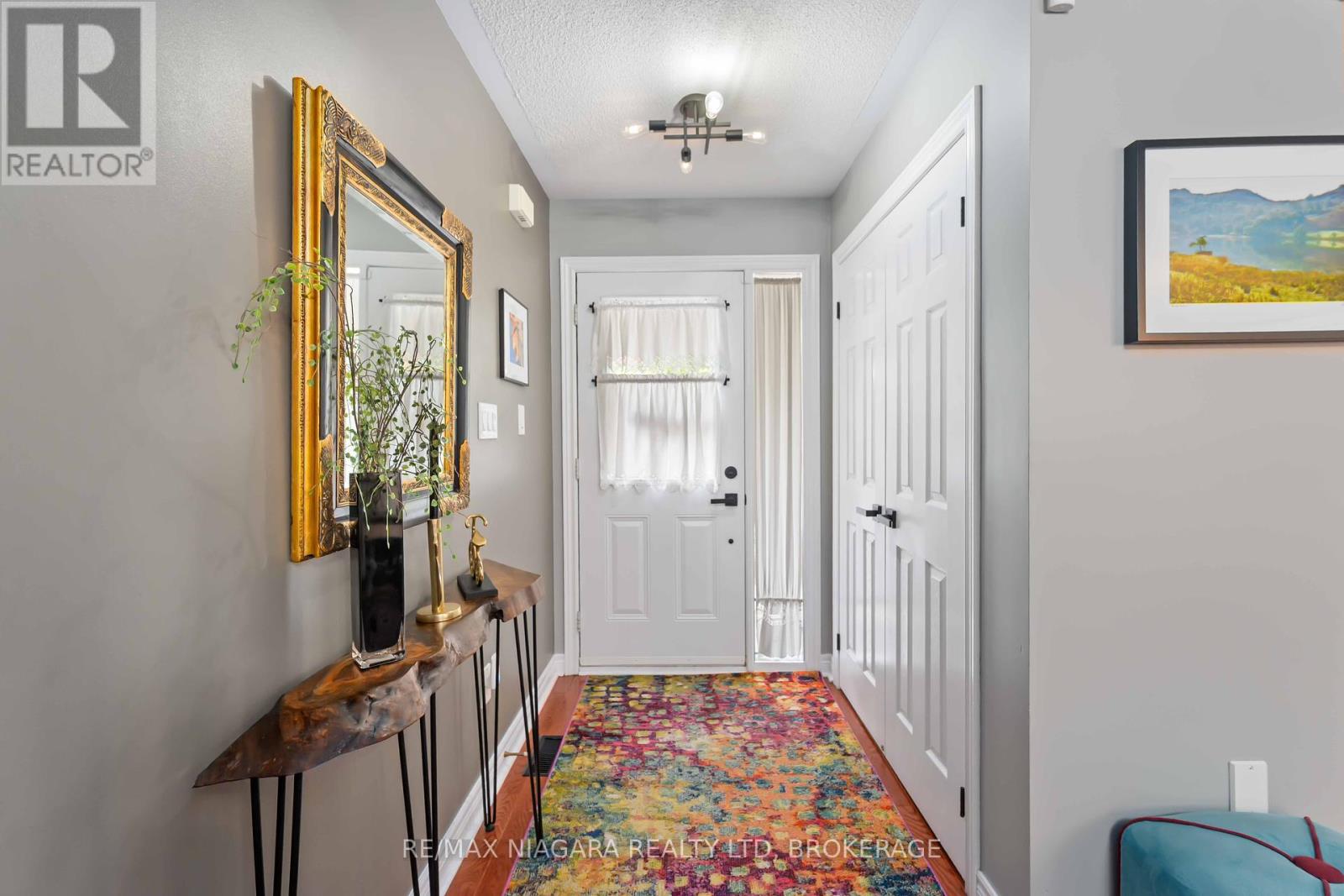 55 Wright Crescent, Niagara-On-The-Lake, Ontario  L0S 1J0 - Photo 4 - X12416719