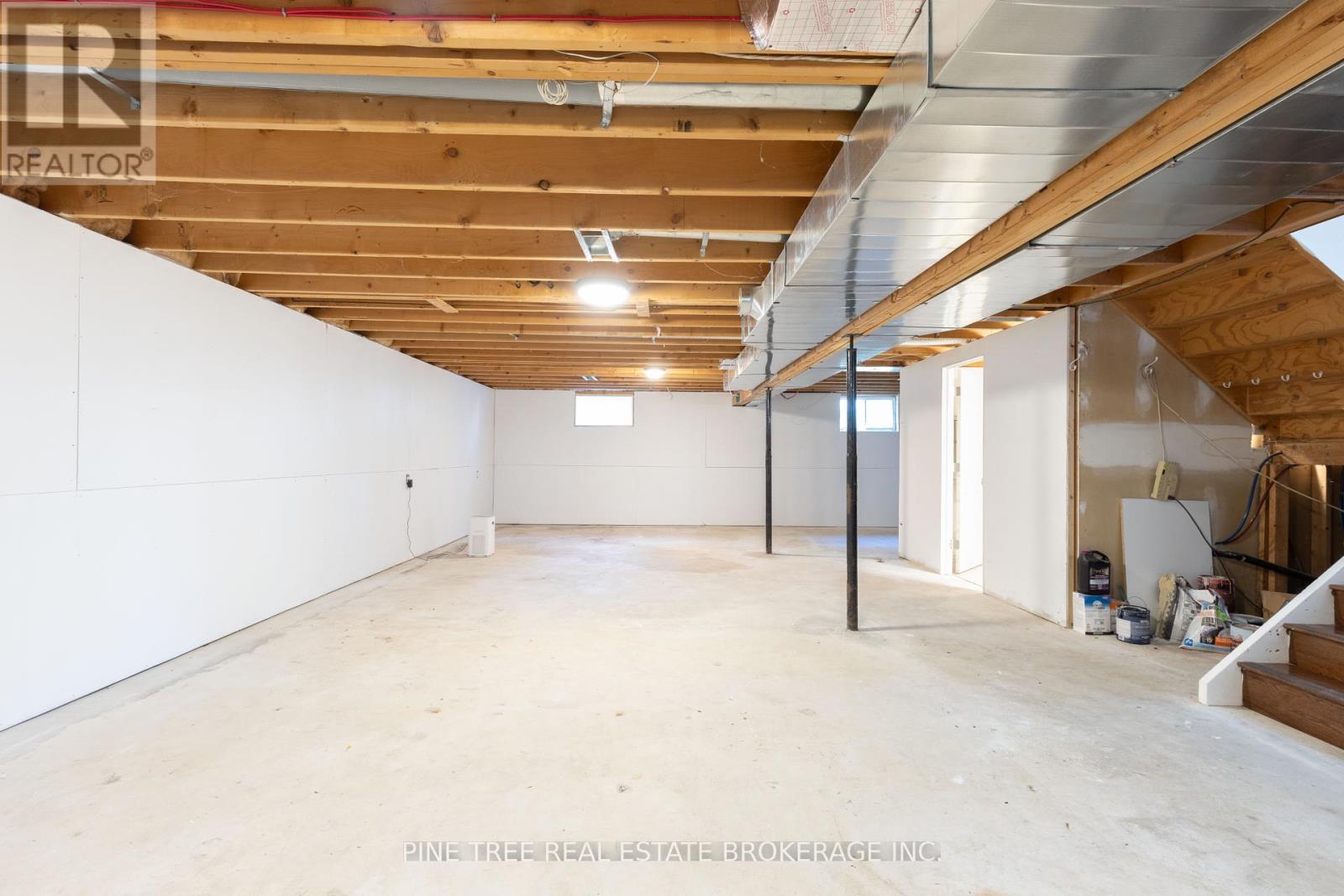 228 Cavana Street, Midland, Ontario  L4R 4C1 - Photo 26 - S12416715