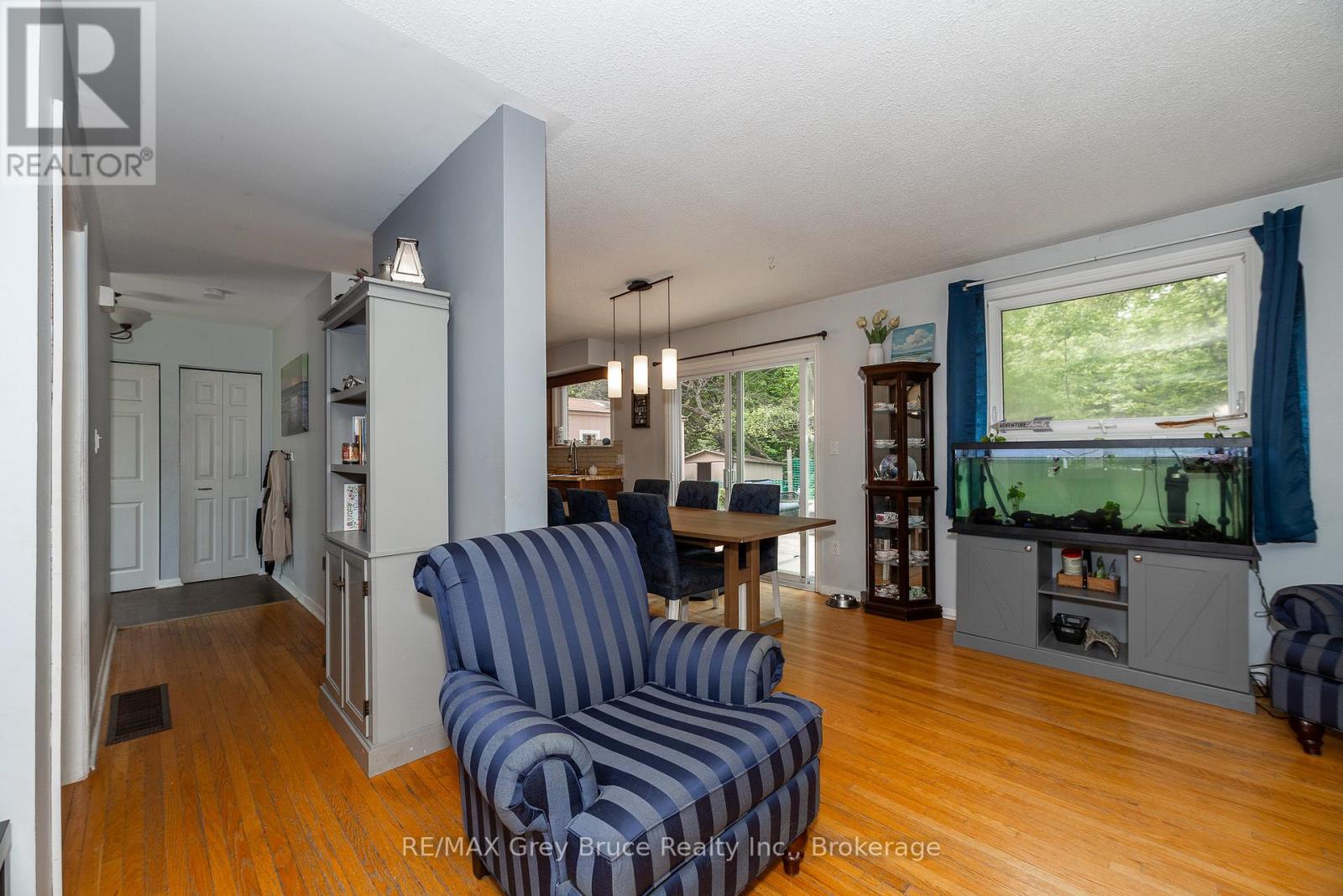 206 6th Avenue E, Owen Sound, Ontario  N4K 2T3 - Photo 14 - X12416742