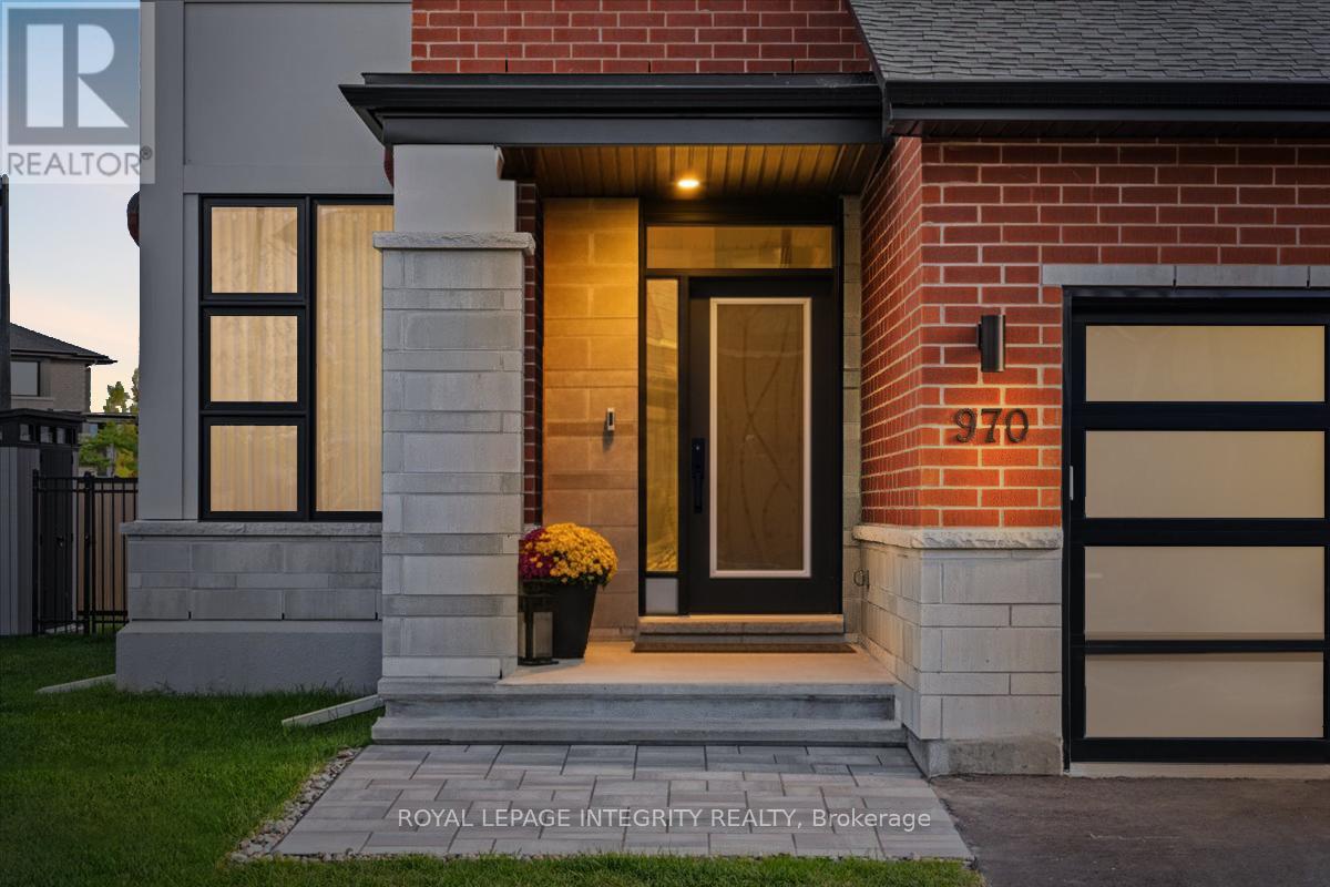 970 Islington Way, Ottawa, Ontario  K1T 0T9 - Photo 5 - X12416744