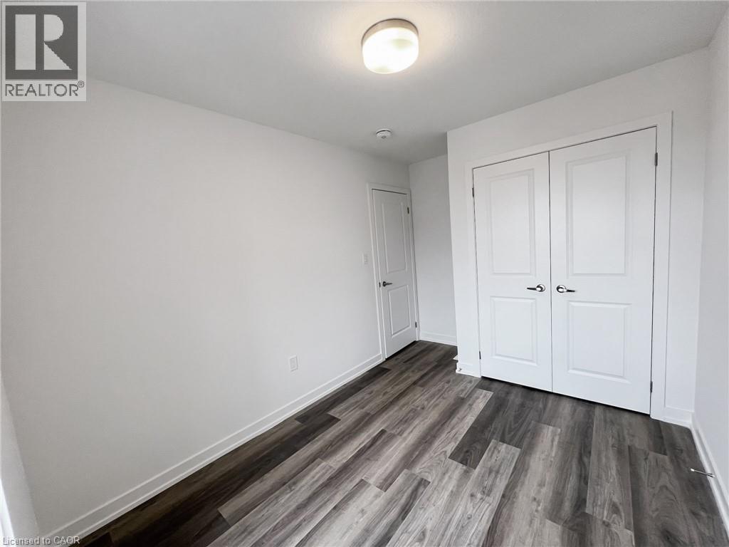 205 West Oak Trail Unit# 12, Kitchener, Ontario  N2R 0R9 - Photo 9 - 40769517