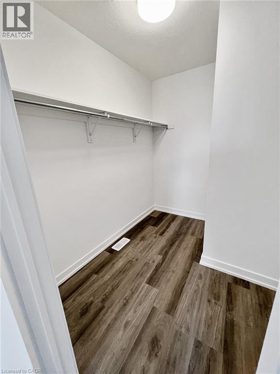 205 West Oak Trail Unit# 12, Kitchener, Ontario  N2R 0R9 - Photo 5 - 40769517