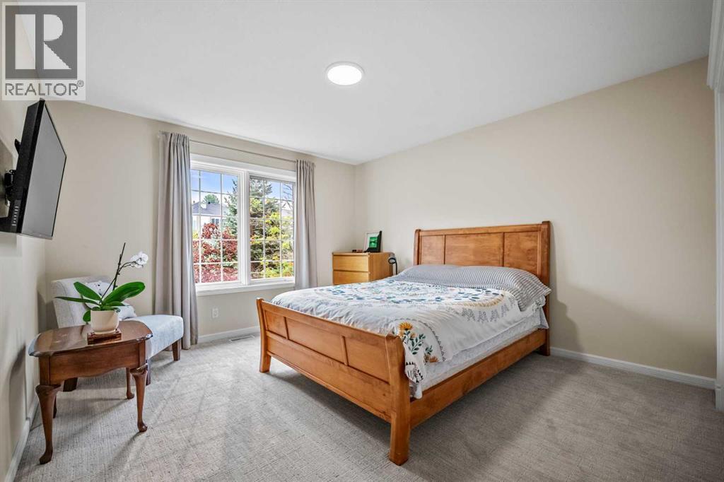 136 Patrick View Sw, Calgary, Alberta  T3H 3J4 - Photo 32 - A2254232