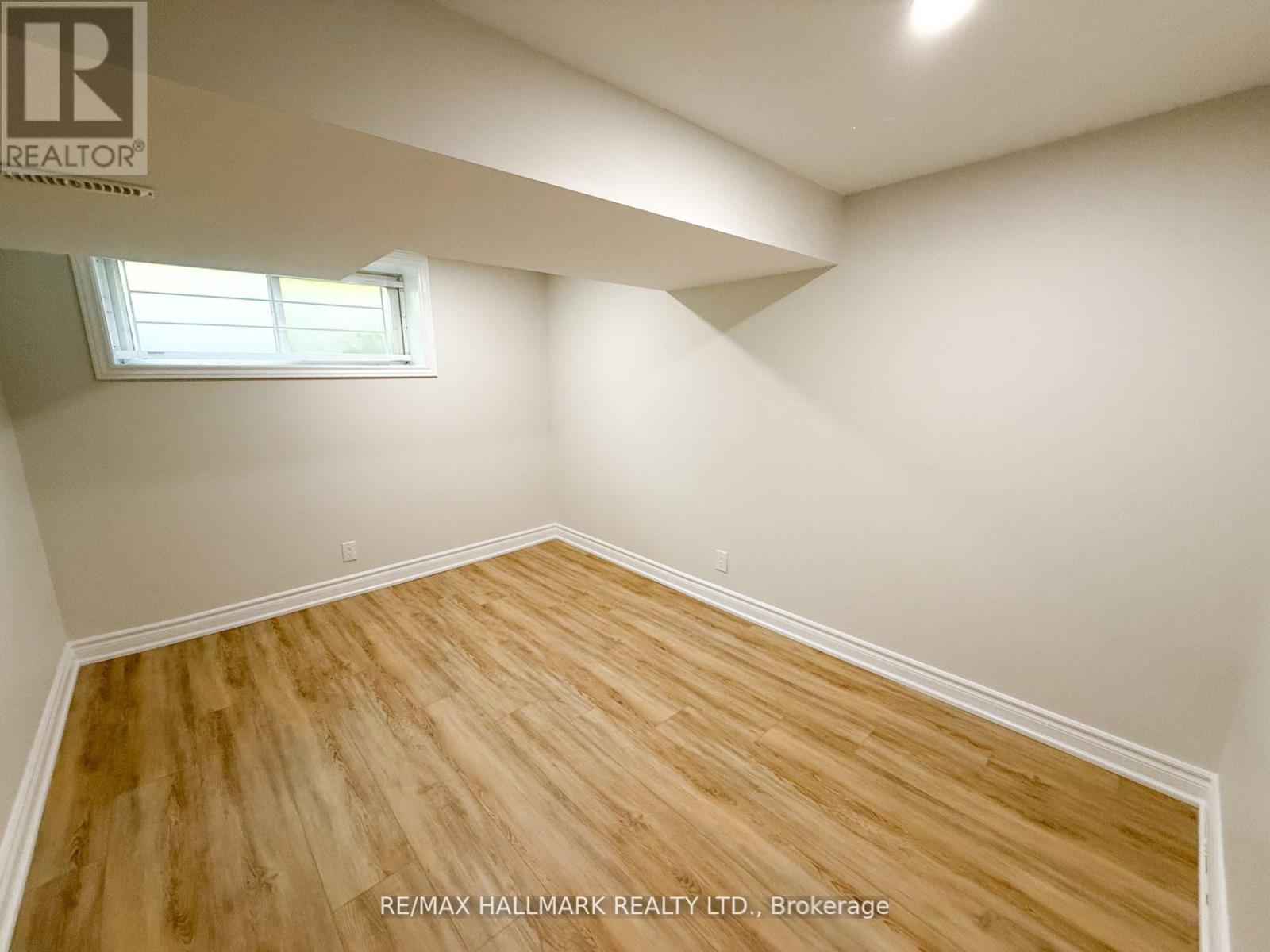 Bsmnt - 82 Norden Crescent, Toronto, Ontario  M3B 1B6 - Photo 6 - C12416726