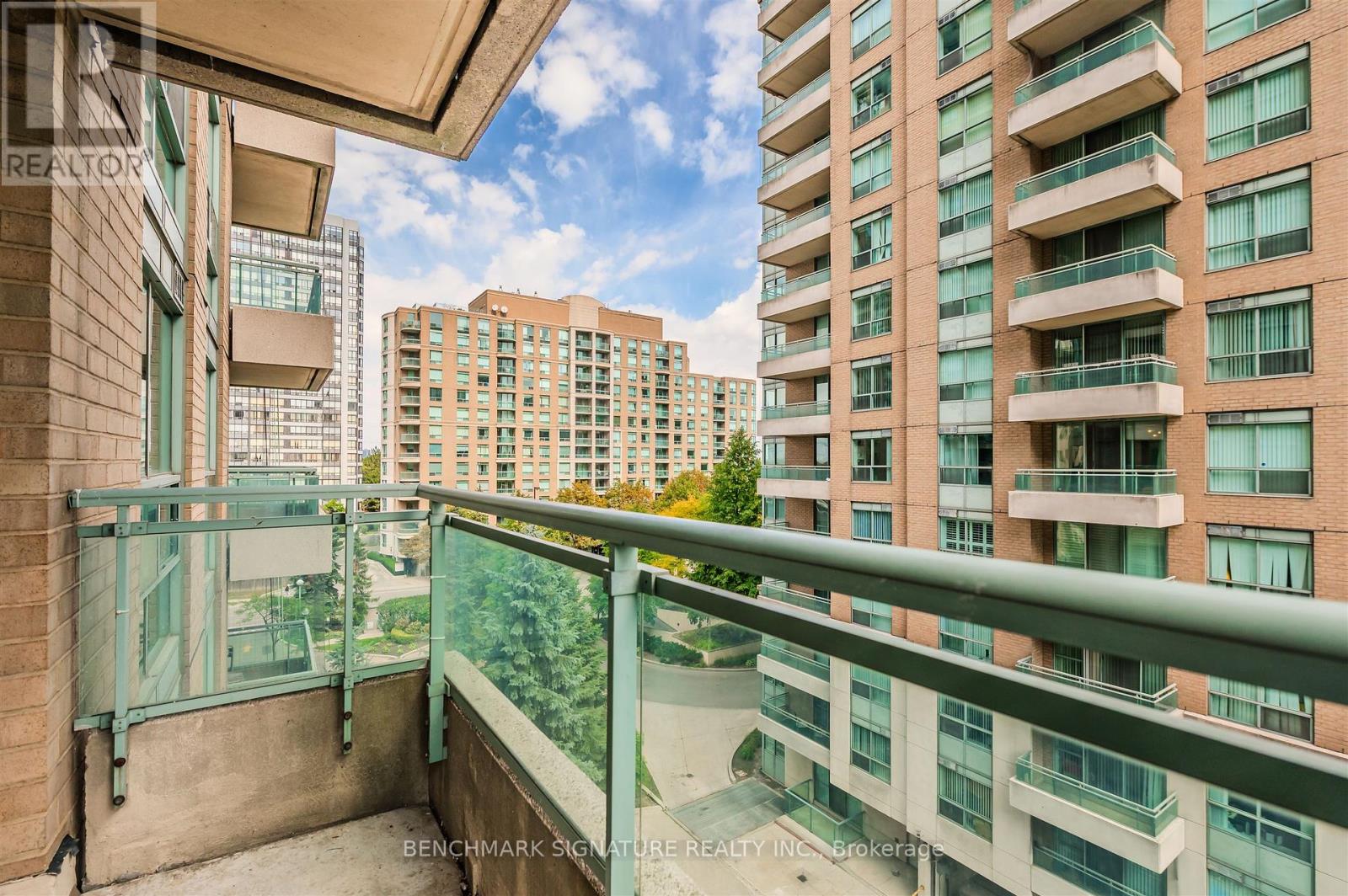 608 - 3 Pemberton Avenue, Toronto, Ontario  M2M 4M1 - Photo 20 - C12416733
