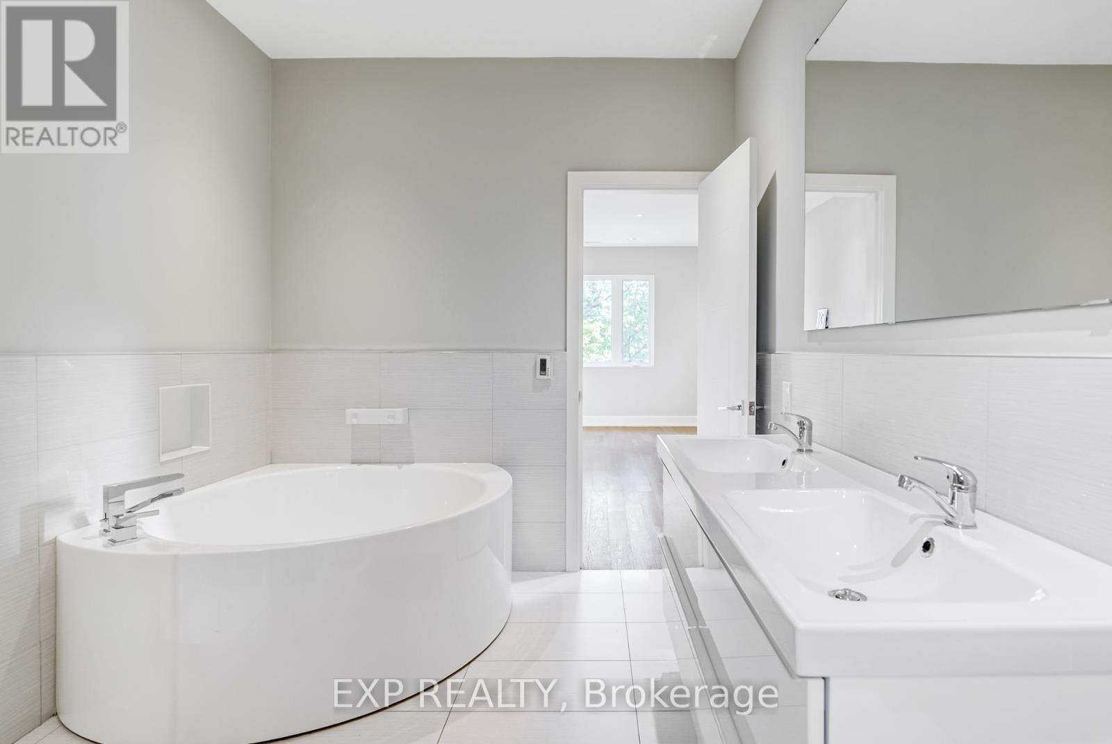 18 Innisdale Drive, Toronto, Ontario  M1R 1C3 - Photo 19 - E12396099