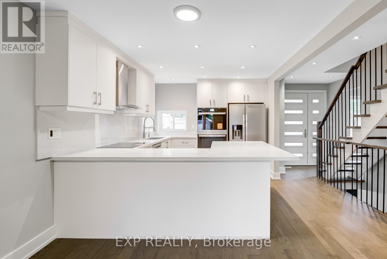 18 Innisdale Drive, Toronto, Ontario  M1R 1C3 - Photo 12 - E12396099