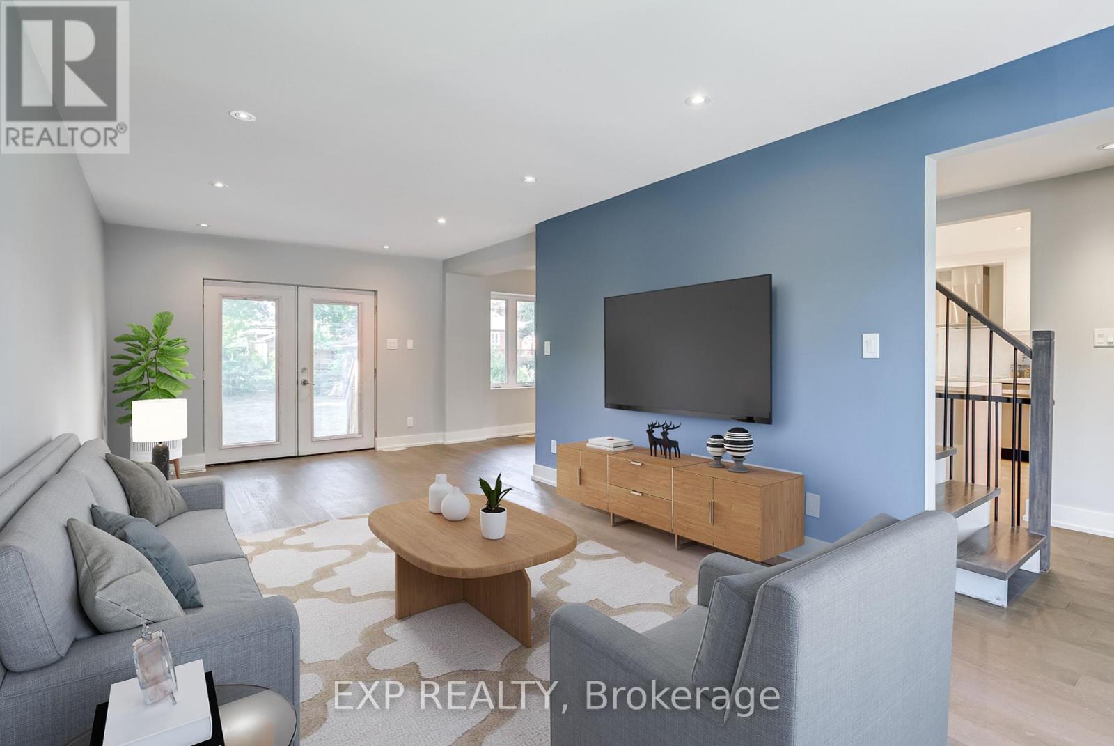 18 Innisdale Drive, Toronto, Ontario  M1R 1C3 - Photo 4 - E12396099