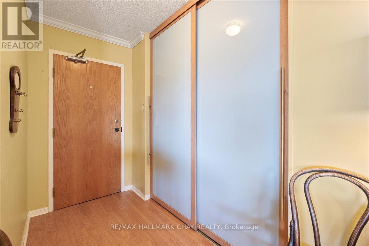 403 - 65 Ellen Street, Barrie, Ontario  L4N 3A5 - Photo 7 - S12416737