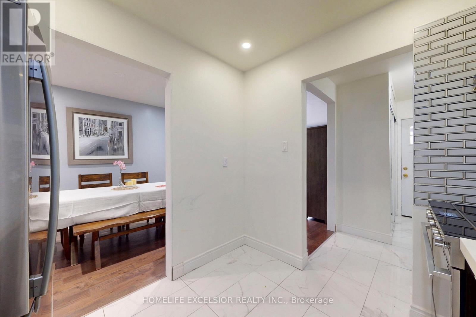 113 Rock Fern Way, Toronto, Ontario  M2J 4N3 - Photo 17 - C12402950