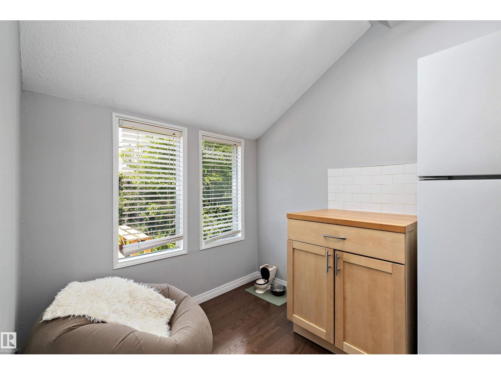8702 92a Av Nw, Edmonton, Alberta  T6C 1S6 - Photo 15 - E4458739
