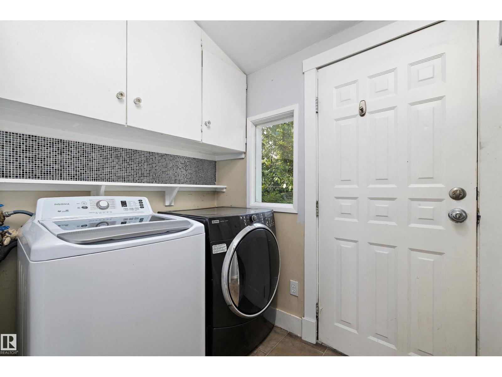 8702 92a Av Nw, Edmonton, Alberta  T6C 1S6 - Photo 17 - E4458739
