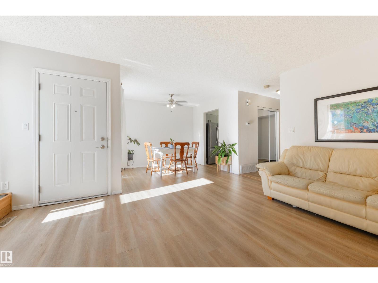 3621 30 Av Nw, Edmonton, Alberta  T6L 5H5 - Photo 10 - E4458743