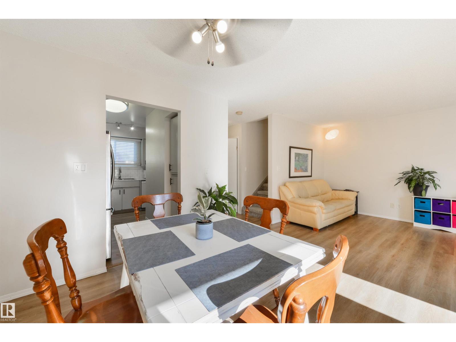 3621 30 Av Nw, Edmonton, Alberta  T6L 5H5 - Photo 8 - E4458743