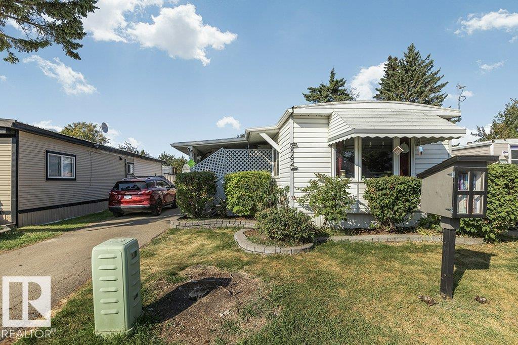 862 west coast BA NW, Edmonton, Alberta