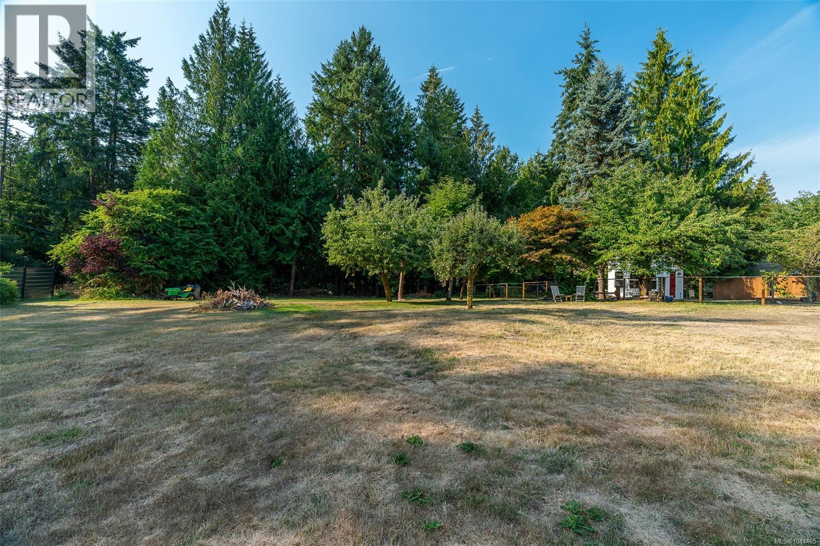 Property at 1405 Fisher Rd image 4