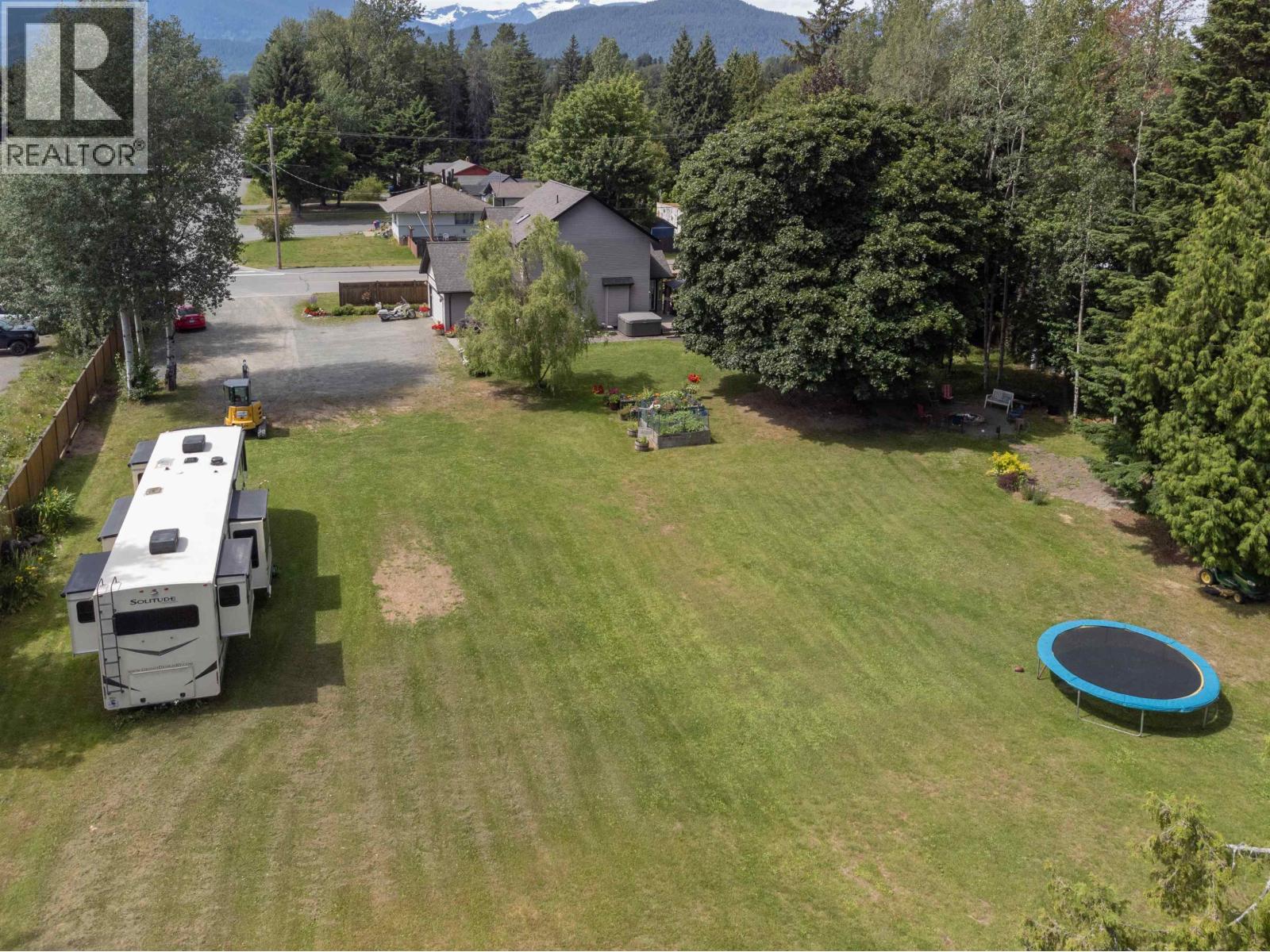 3304 Munroe Street, Terrace, British Columbia  V8G 3B5 - Photo 7 - C8072244