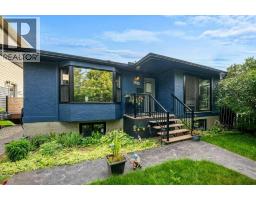 7815 36 Avenue NW Bowness