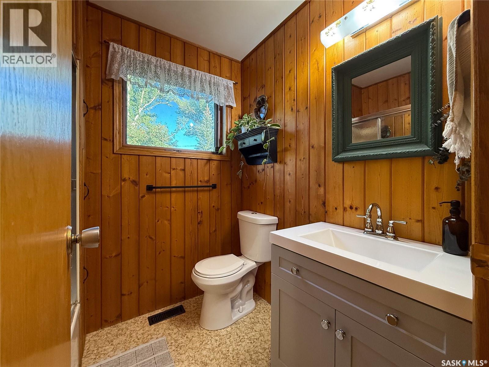 223 Riverside Boulevard, Eastend, Saskatchewan  S0N 0T0 - Photo 25 - SK018876