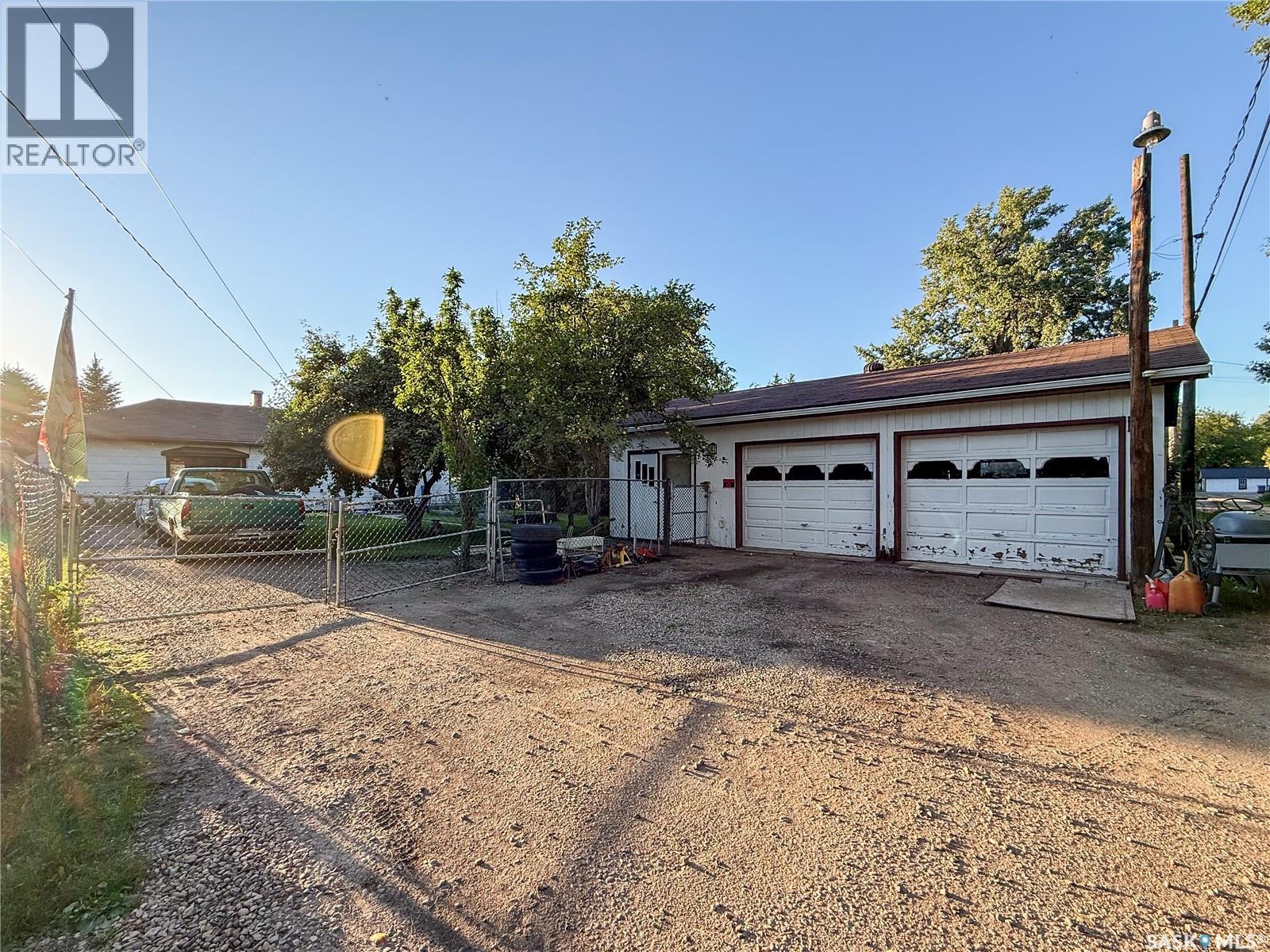 223 Riverside Boulevard, Eastend, Saskatchewan  S0N 0T0 - Photo 47 - SK018876