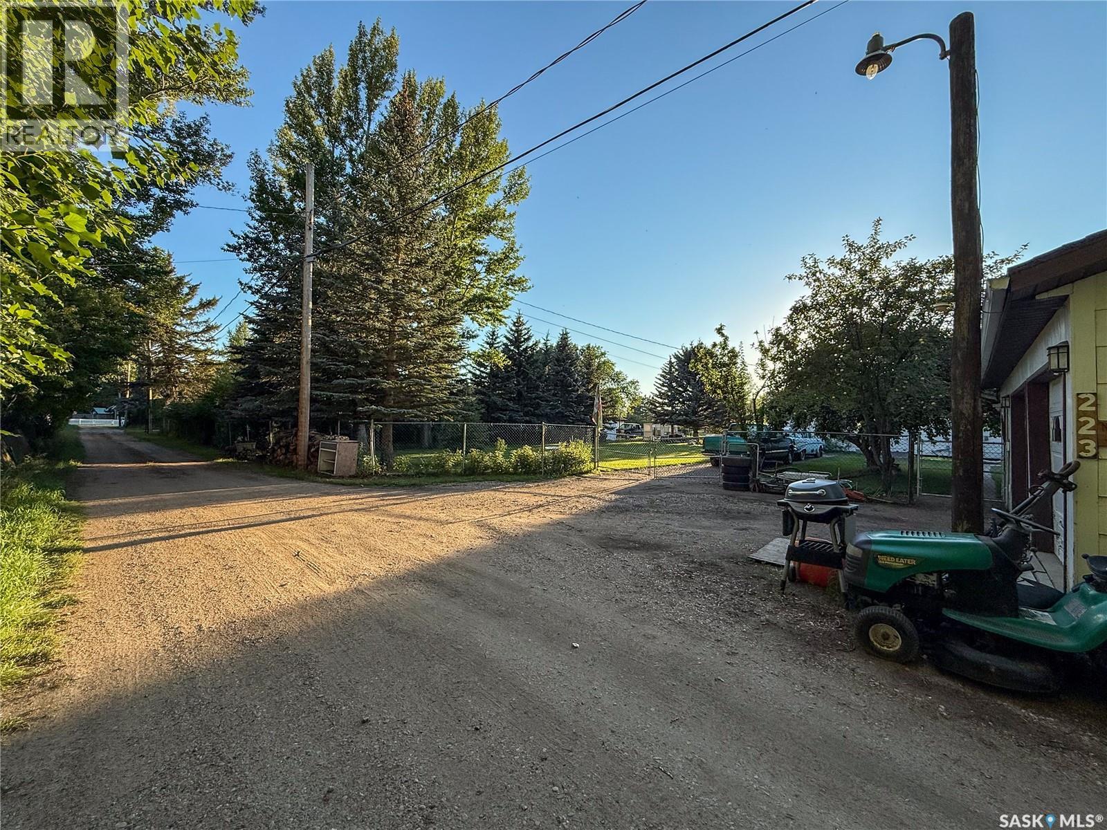 223 Riverside Boulevard, Eastend, Saskatchewan  S0N 0T0 - Photo 49 - SK018876