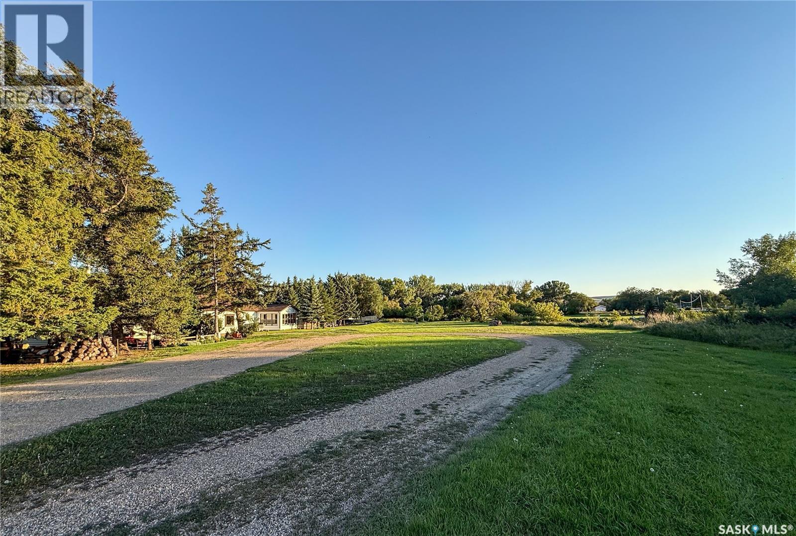 223 Riverside Boulevard, Eastend, Saskatchewan  S0N 0T0 - Photo 50 - SK018876