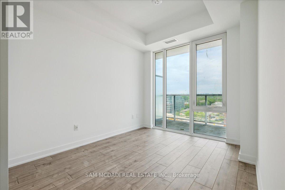 1001 - 220 Missinnihe Way, Mississauga, Ontario  L5H 0A9 - Photo 11 - W12416757