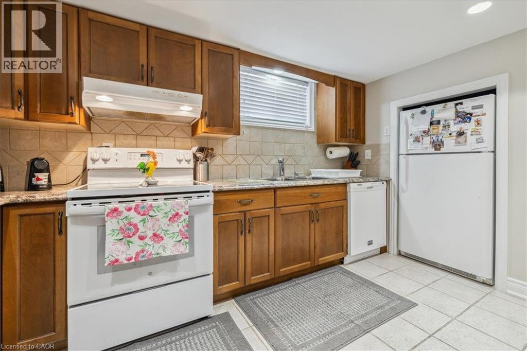 40 Purnell Drive, Hamilton, Ontario  L9C 4Y2 - Photo 34 - 40706629