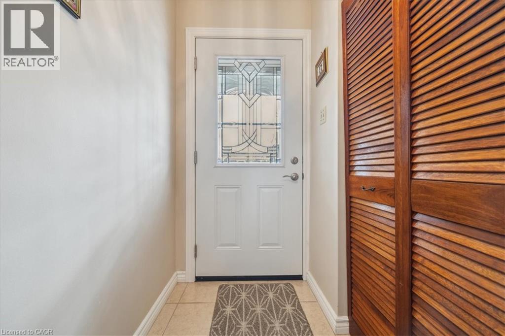 40 Purnell Drive, Hamilton, Ontario  L9C 4Y2 - Photo 6 - 40706629