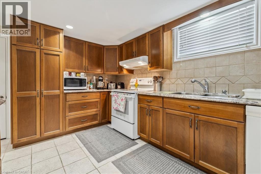 40 Purnell Drive, Hamilton, Ontario  L9C 4Y2 - Photo 33 - 40706629