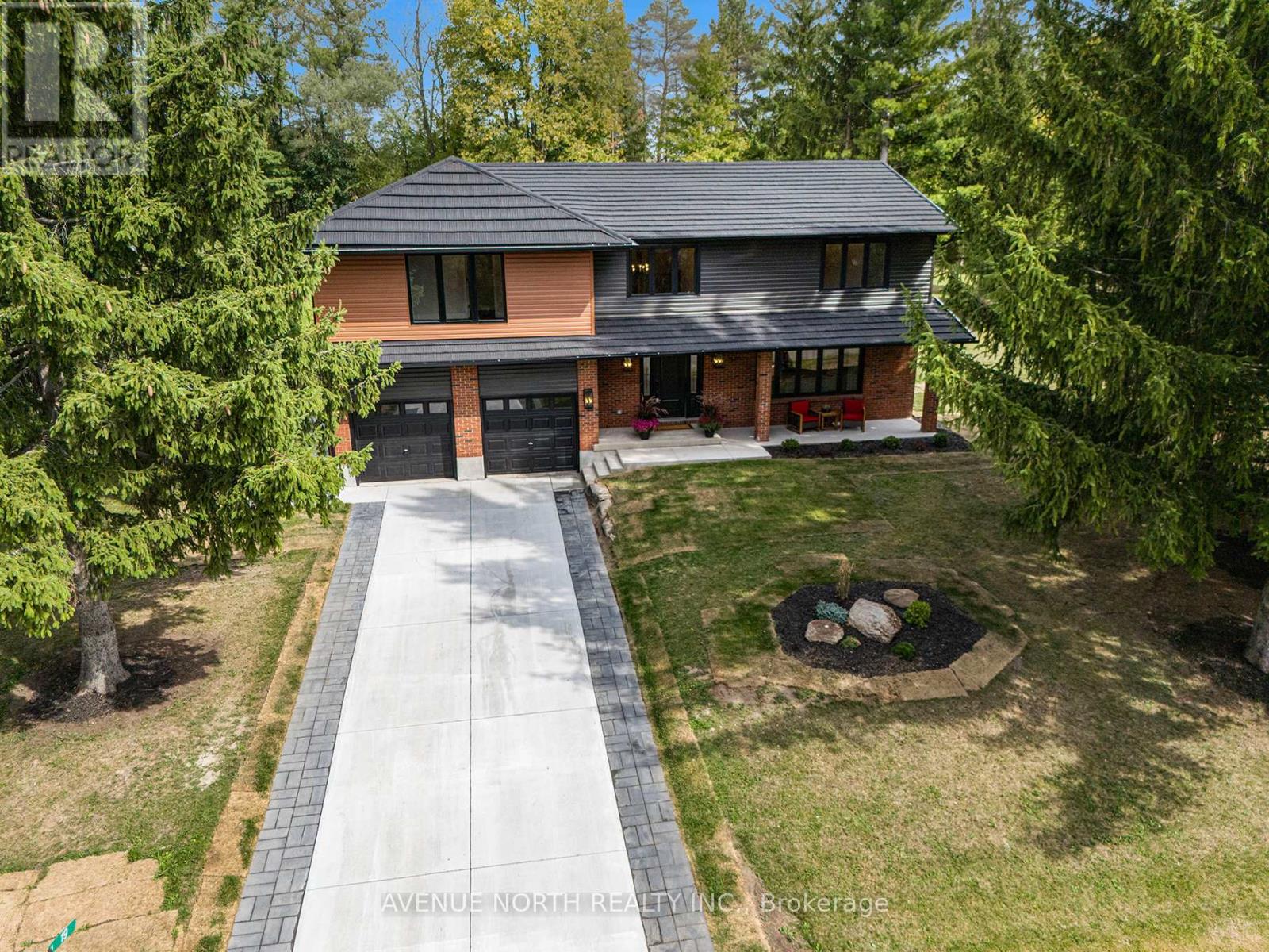 19 Newland Drive, Ottawa, Ontario  K2J 3Z8 - Photo 3 - X12416760