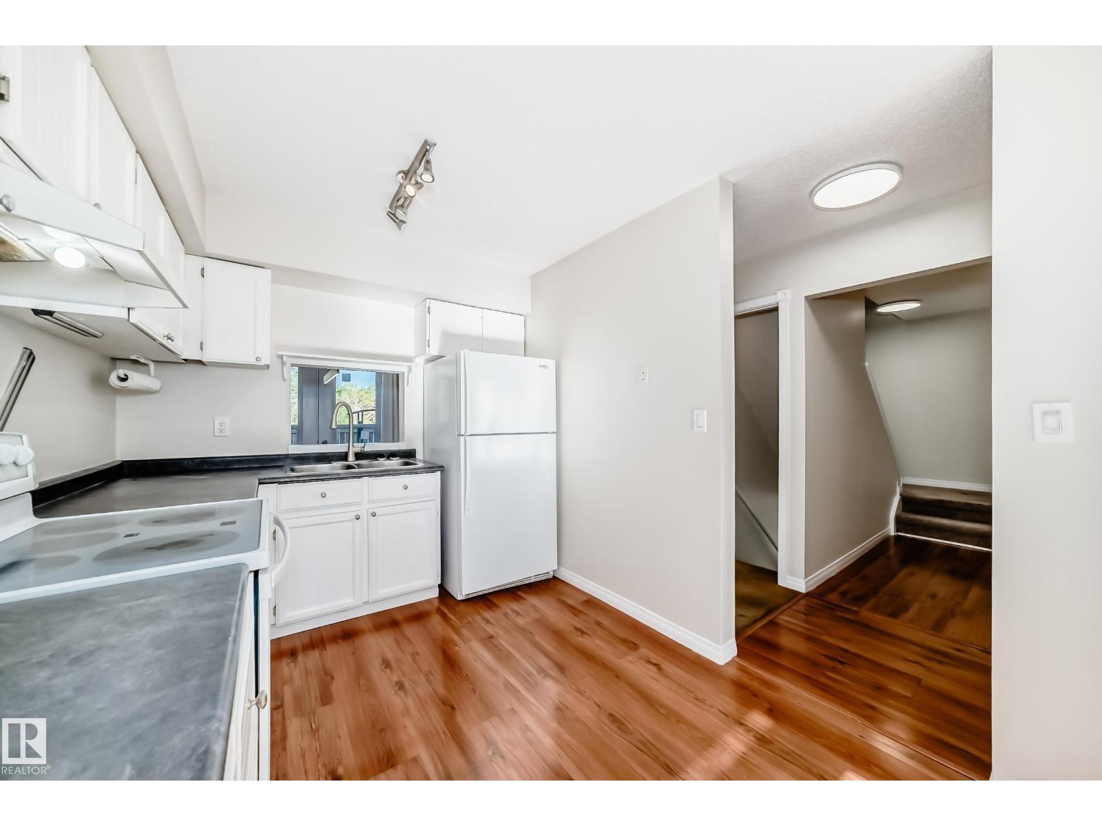 307 Grandin Vg, St. Albert, Alberta  T8N 2R6 - Photo 13 - E4458742