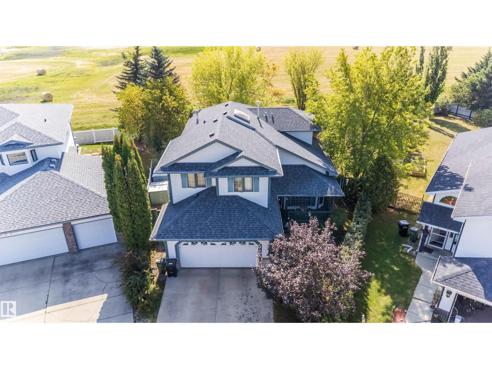11415 9 Av Nw, Edmonton, Alberta  T6J 6Z5 - Photo 2 - E4458744