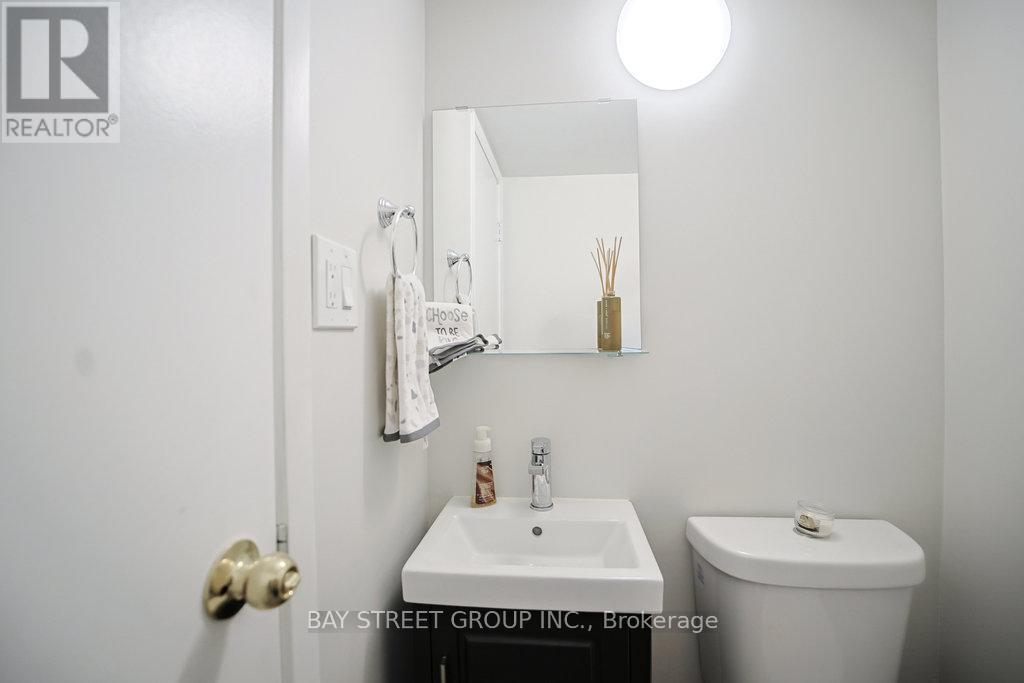 28 - 2200 Glenwood School Drive, Burlington (Freeman), Ontario  L7R 4H7 - Photo 29 - W12386856