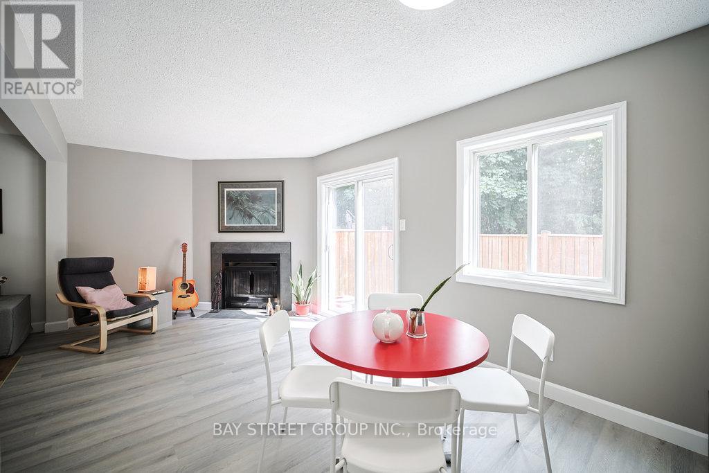 28 - 2200 Glenwood School Drive, Burlington (Freeman), Ontario  L7R 4H7 - Photo 11 - W12386856