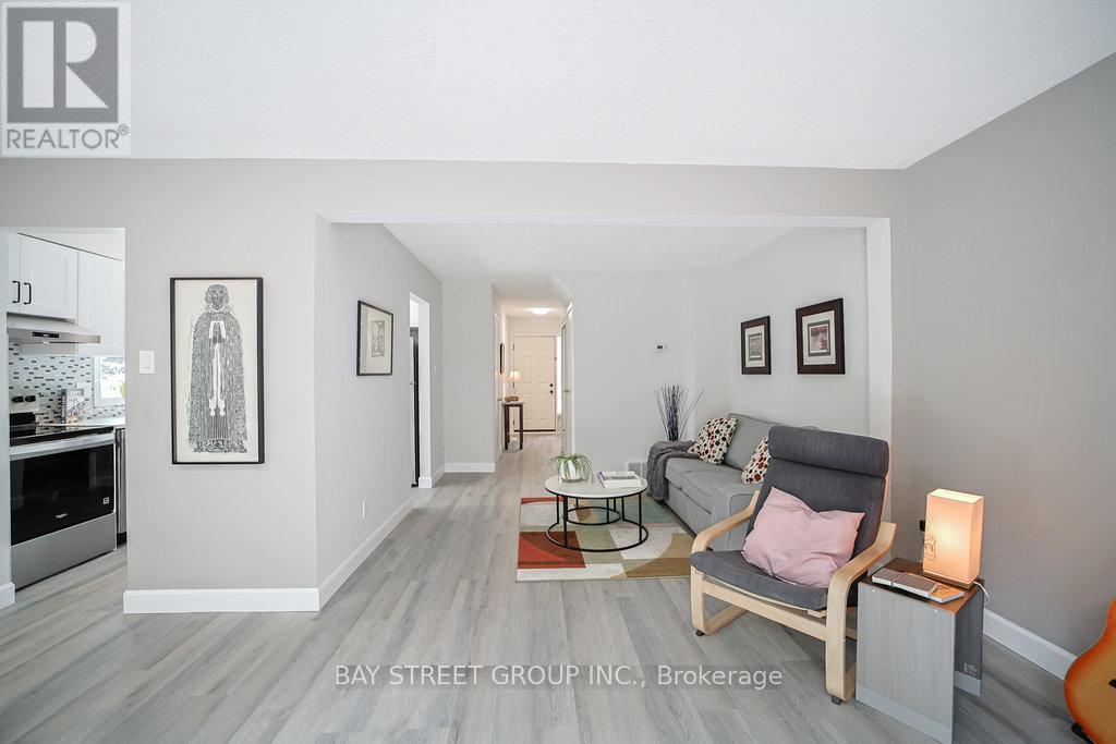 28 - 2200 Glenwood School Drive, Burlington (Freeman), Ontario  L7R 4H7 - Photo 8 - W12386856