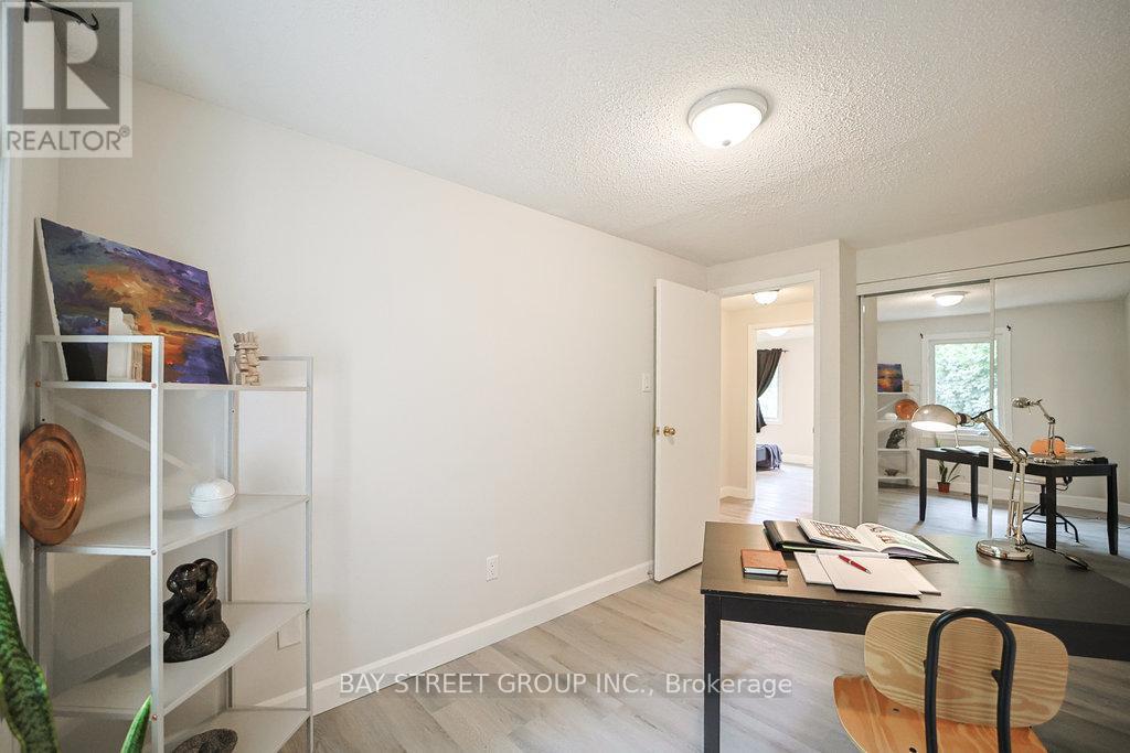 28 - 2200 Glenwood School Drive, Burlington (Freeman), Ontario  L7R 4H7 - Photo 24 - W12386856