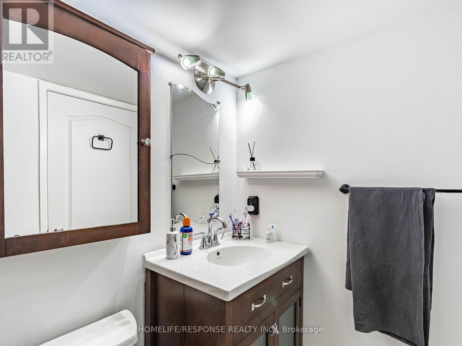 214 - 107 Bagot Street, Guelph, Ontario  N1H 8H5 - Photo 10 - X12253696